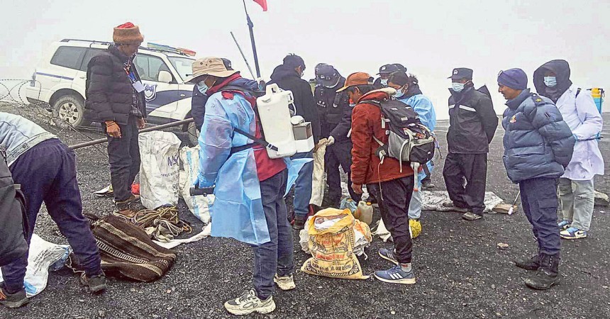 चिनियाँ बजारमा नेपालीमाथि दुर्व्यवहार: सरकार मौन